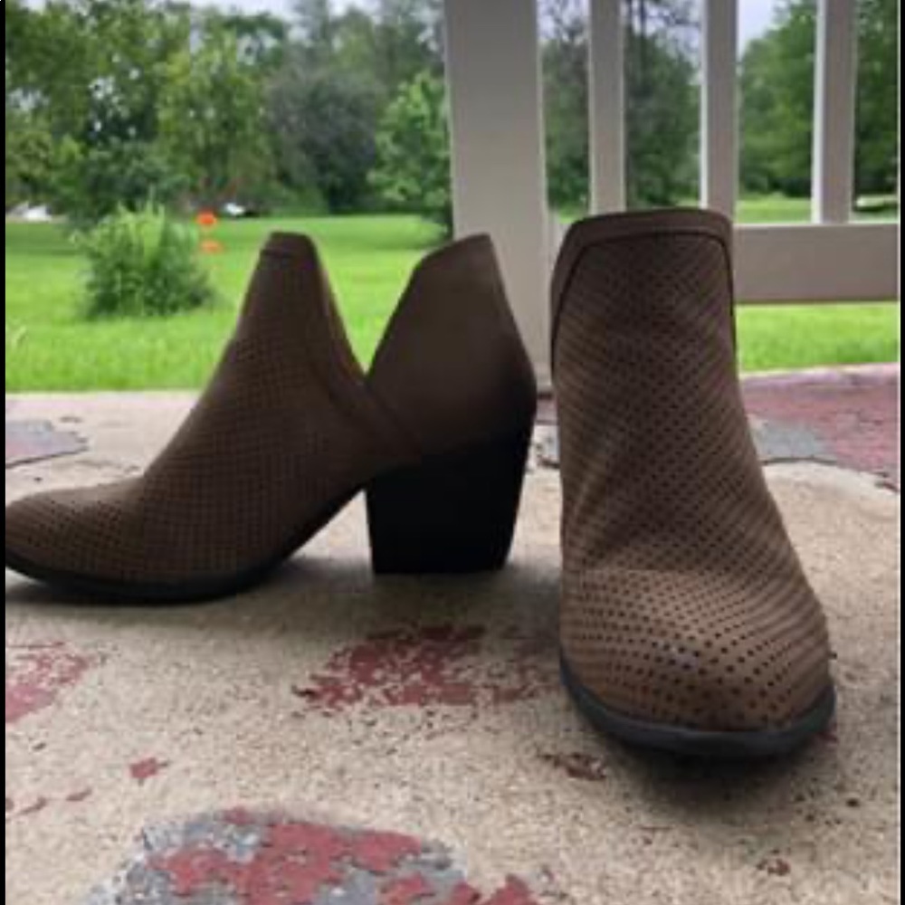 Steve Madden bootie wedges